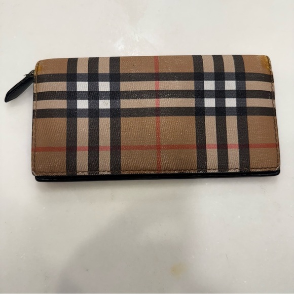 Genuine Burberry Unisex Long Wallet Nova Check With Certificate of Authenticity - Picture 2 of 14